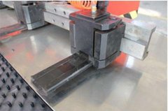 闭式数控转塔冲床模具的操作方法及维护